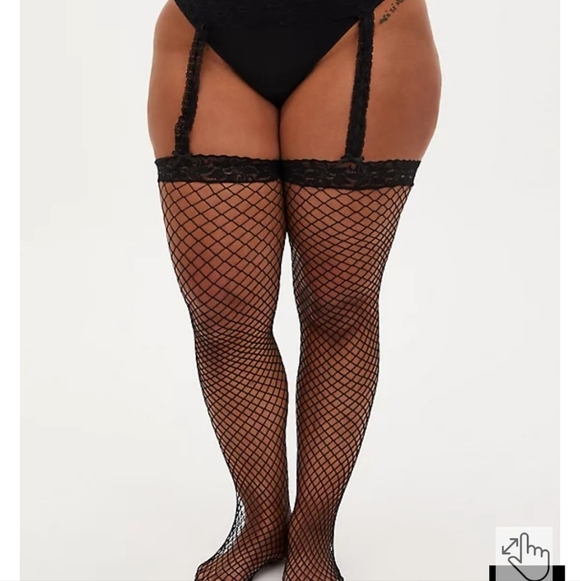 🆕️🖤BLACK FISHNET & LACE FAUX GARTER TIGHTS🖤 - Picture 5 of 10